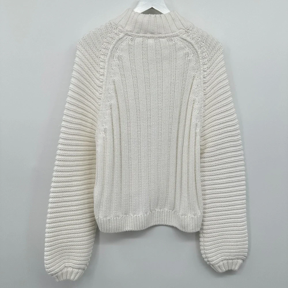 Free People Pullover Sweater Size Medium Slouchy Chunky Knit Hi Low Quiet Luxury